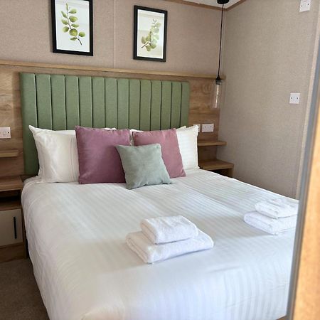 Linwater Holiday Park Newbridge  Buitenkant foto