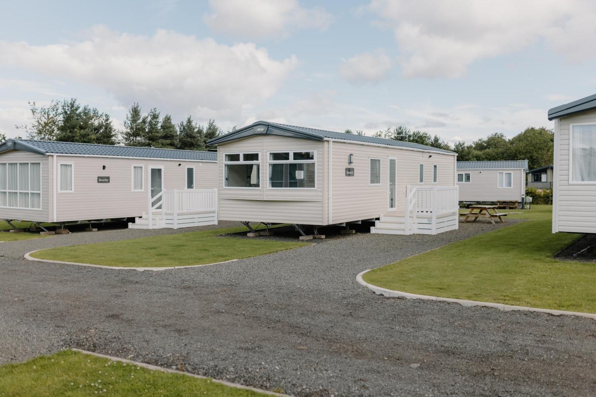 Linwater Holiday Park Newbridge  Buitenkant foto