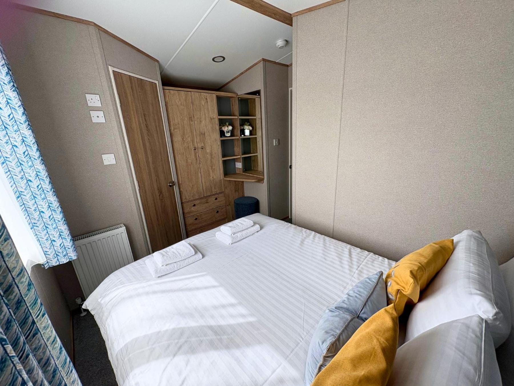 Linwater Holiday Park Newbridge  Buitenkant foto
